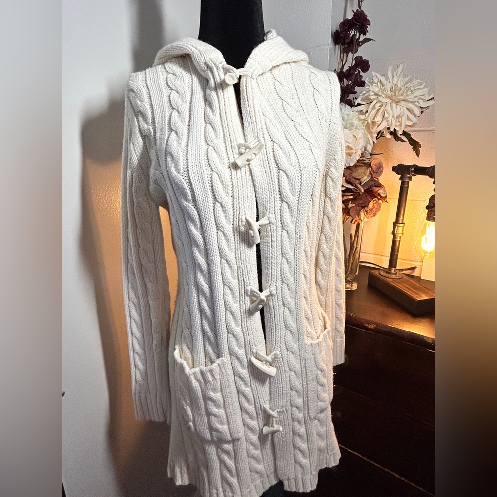 Cozy cream, Carolyn Taylor, small sweater with pockets